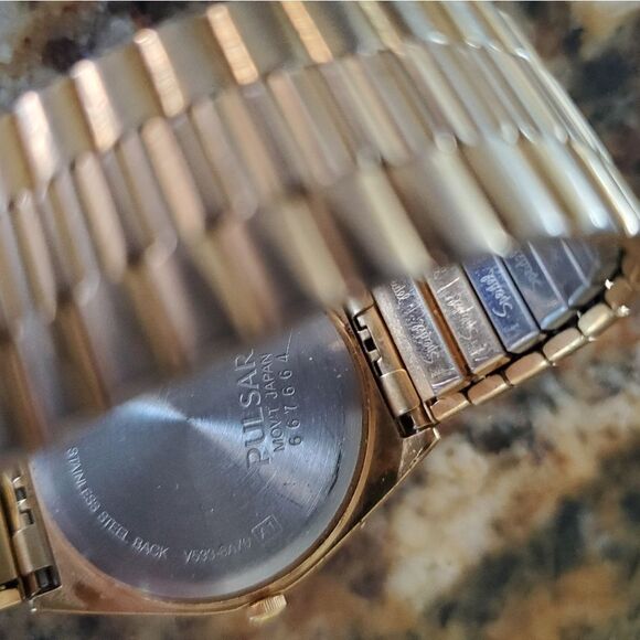 Pulsar Watch  - Picture 4 of 4